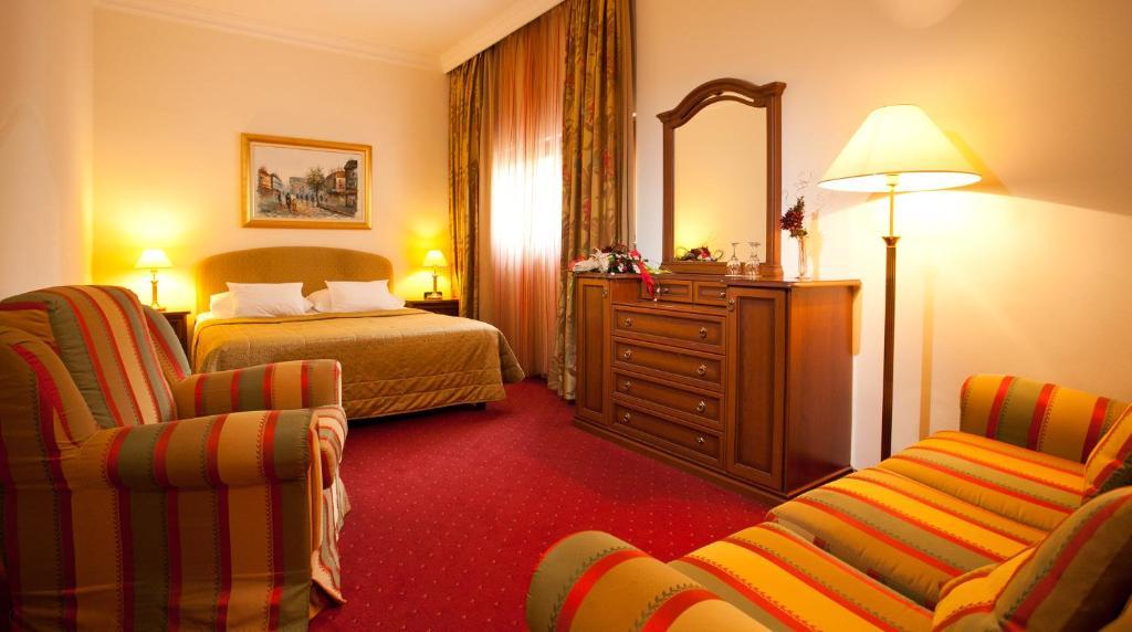 Chambre Familiale Classique