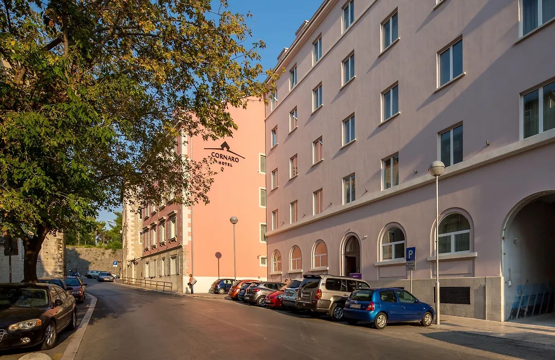 Cornaro Hotel-1